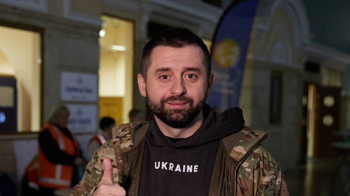 Арахамія: Наступний тиждень може бути важким – влада і військові готуються