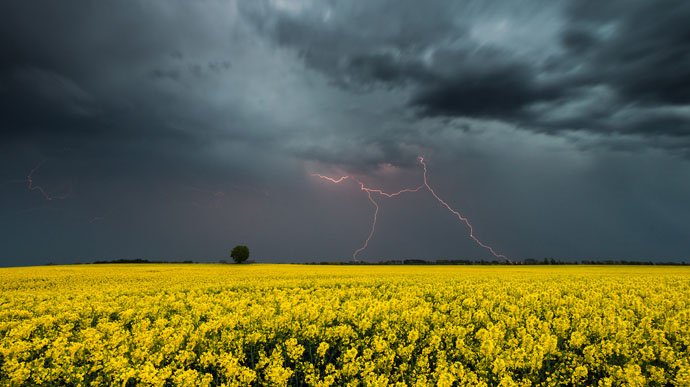 Погіршення погоди. На Івано-Франківщині 6 червня синоптики оголосили штормове попередження
