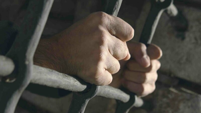Взявся за старе: на Івано-Франківщині до 13 років ув’язнення засудили чоловіка за вбивство