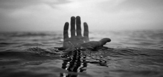 Пішла під воду: на Рогатинщині у Дністрі другий день шукають дівчину