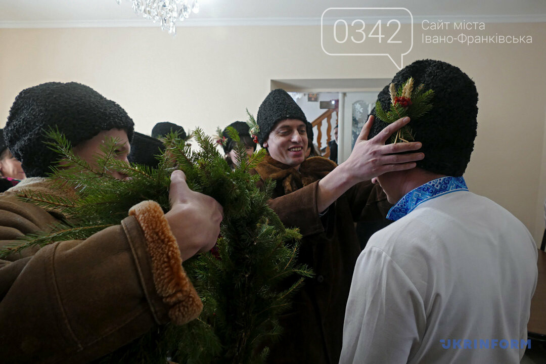 Прикарпатське село Липівка, де традиційно Василів в’яжуть, фото-4 Прикарпатське село Липівка, де традиційно Василів в’яжуть, фото-4