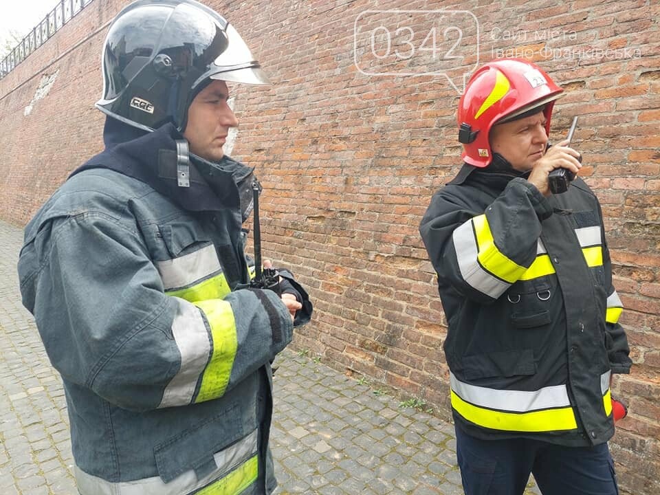 У “Бастіоні” в приміщенні ресторану сталася пожежа – її швидко загасили (ФОТО), фото-6