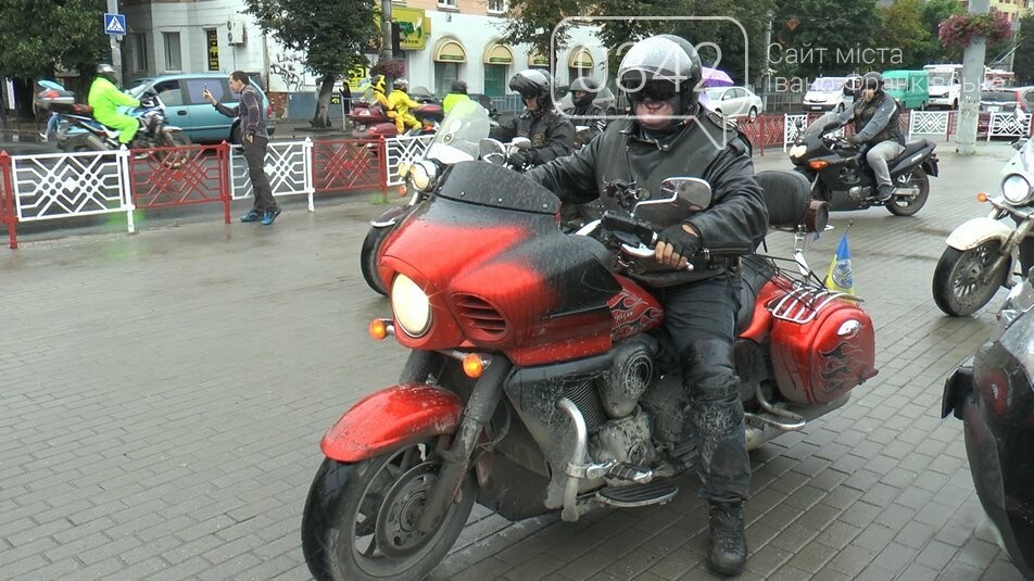 Понад 40 байкерів приїхали до Івано-Франківська у межах "Мотопробігу єдності", фото-1