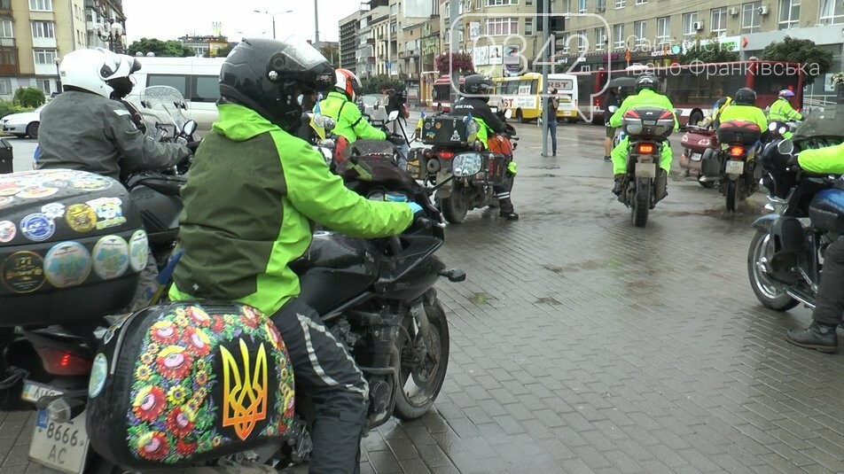 Понад 40 байкерів приїхали до Івано-Франківська у межах "Мотопробігу єдності", фото-2