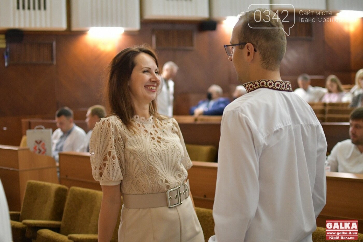 “Наше місто було локомотивом змін в України”: урочиста сесія міської ради триває у Франківську, фото-5
