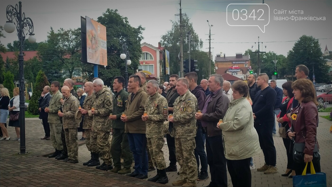 У Калуші вшанували 368 українських бійців, які загинули в боях під Іловайськом, фото-3