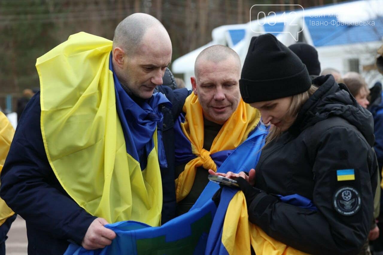 Повернення з полону 200 українців 5 березня