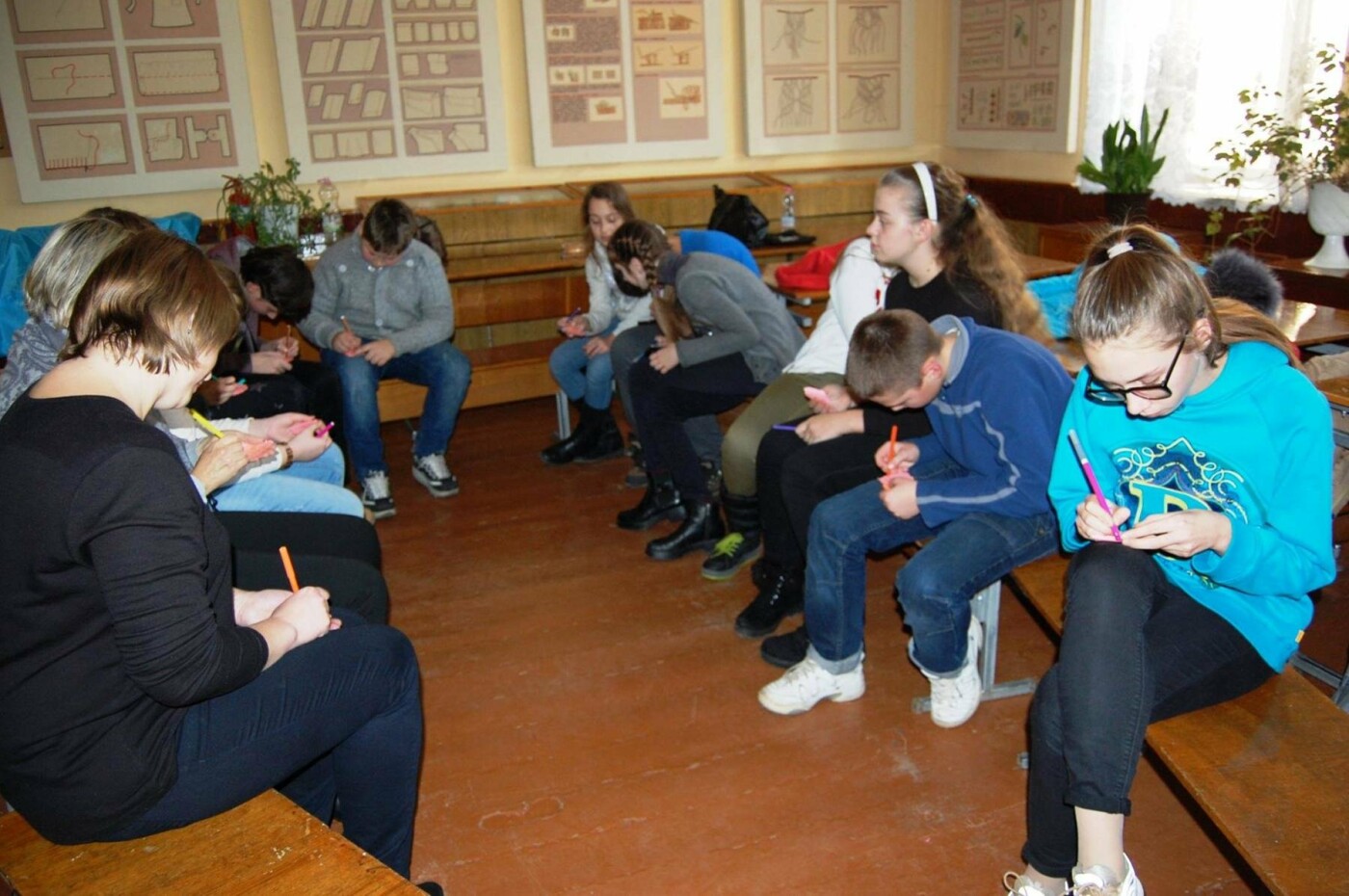 Пластуни франківської школи №16 розказали одноліткам про шк..., фото-5 Пластуни франківської школи №16 розказали одноліткам про шкідливість наркотиків. ФОТО, фото-5