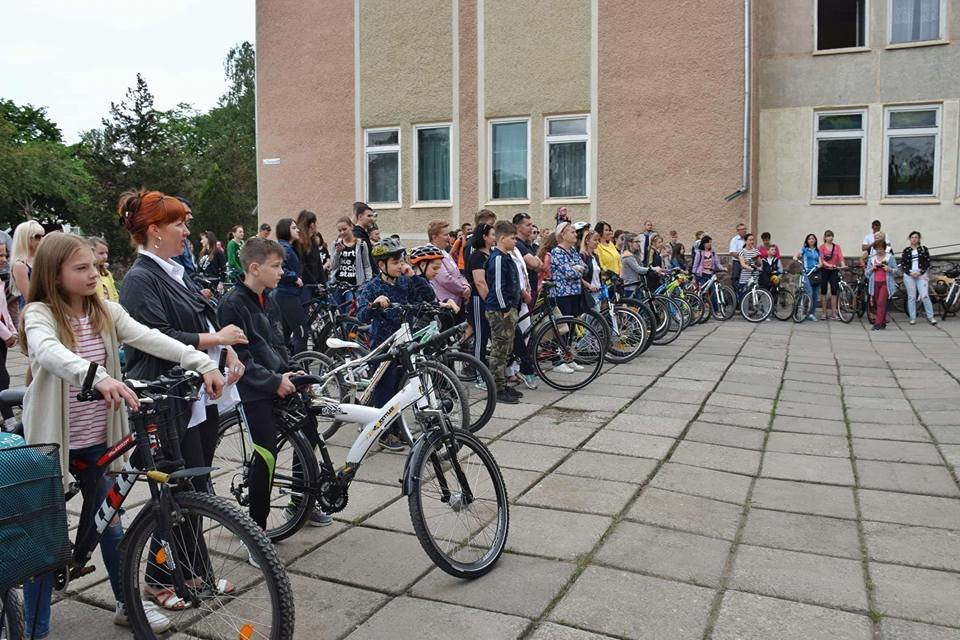 Учнівський велоклуб: одній зі шкіл Франківська подарували в..., фото-2 Учнівський велоклуб: одній зі шкіл Франківська подарували велосипеди. ФОТО, фото-2