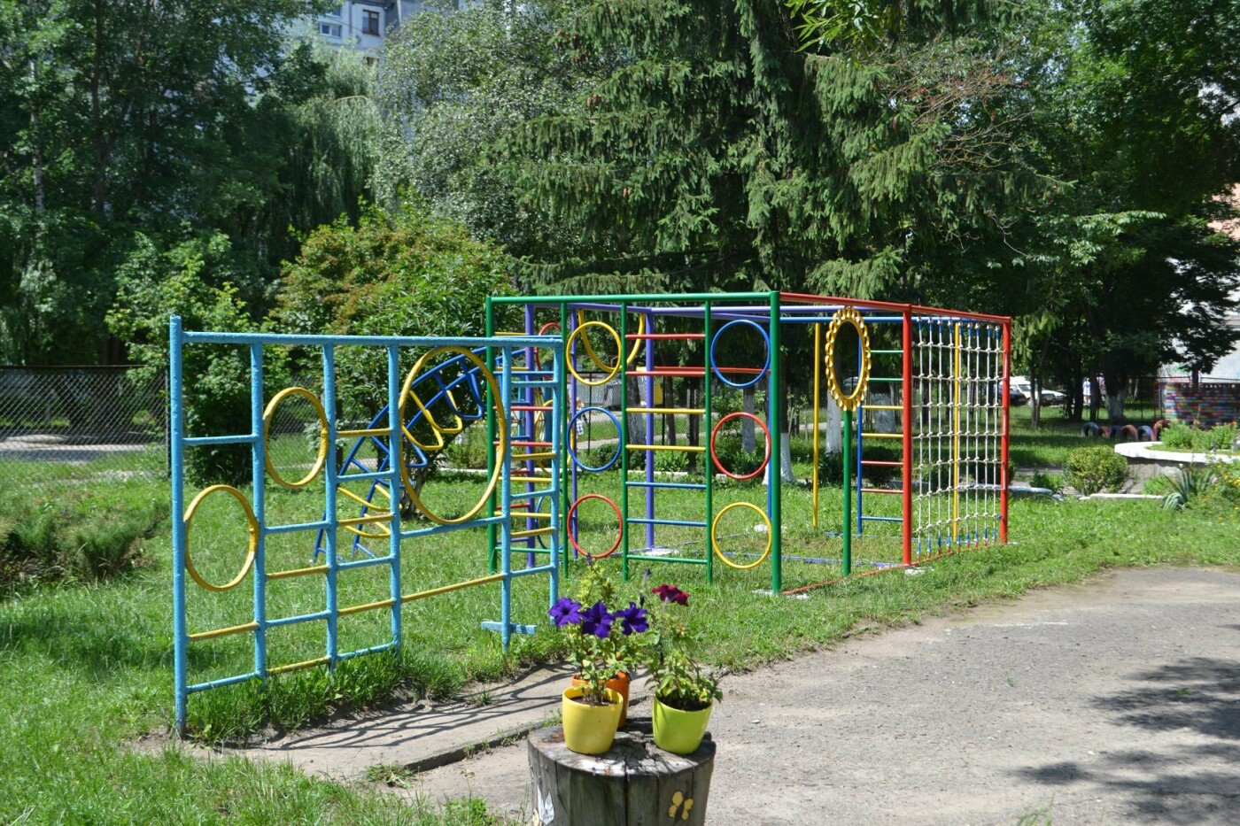 В дитсадку "Калинова сопілка" встановили новий ігровий майд..., фото-5 В дитсадку "Калинова сопілка" встановили новий ігровий майданчик. ФОТО, фото-5
