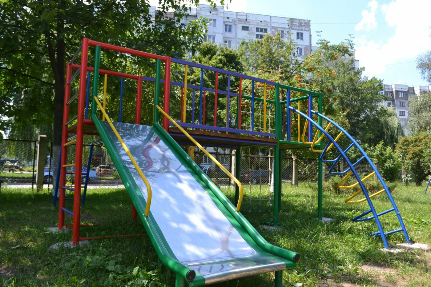 В дитсадку "Калинова сопілка" встановили новий ігровий майд..., фото-3 В дитсадку "Калинова сопілка" встановили новий ігровий майданчик. ФОТО, фото-3