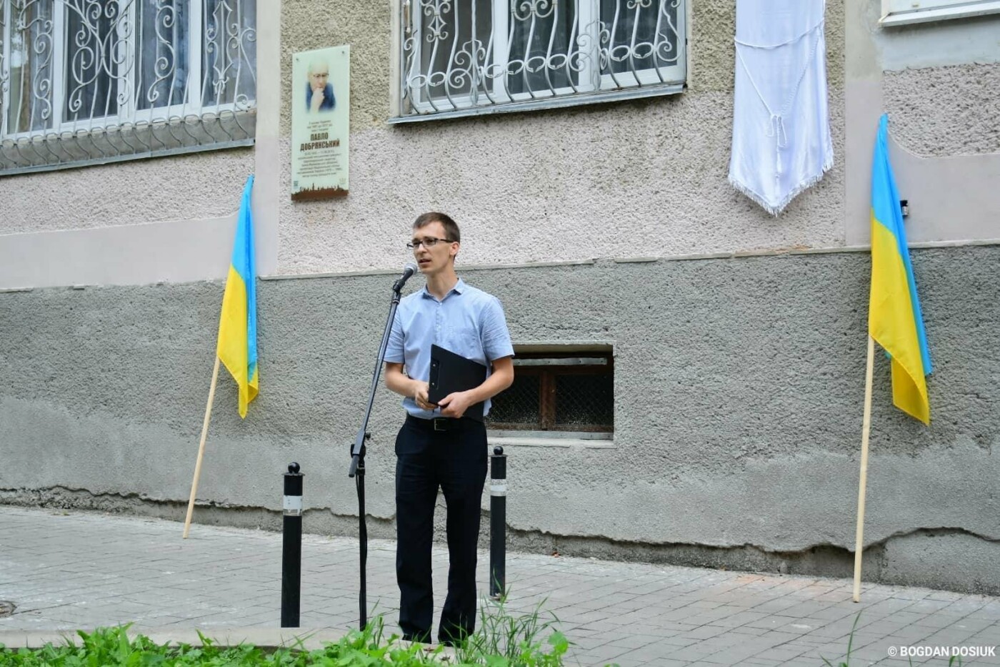 Відомому письменнику та редактору у Франківську відкрили ан..., фото-4 Відомому письменнику та редактору у Франківську відкрили анотаційну дошку. ФОТО, фото-4
