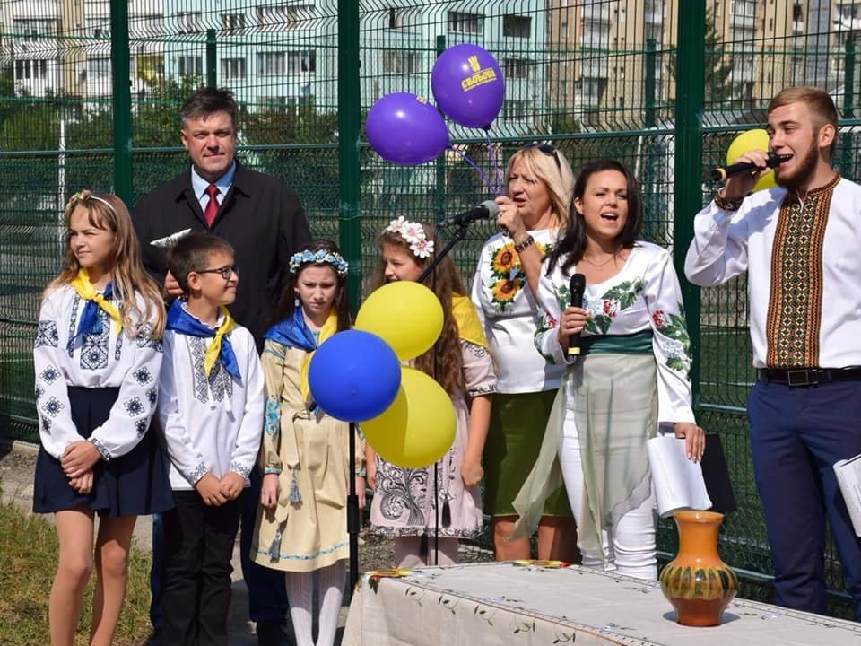 В школі №15 Івано-Франківська зробили новий спортивний майд..., фото-5 В школі №15 Івано-Франківська зробили новий спортивний майданчик. ФОТО, фото-5