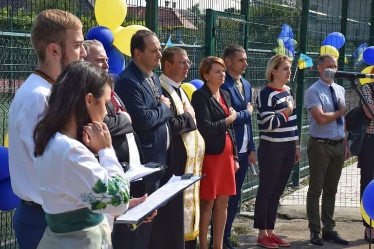 В школі №15 Івано-Франківська зробили новий спортивний майд..., фото-3 В школі №15 Івано-Франківська зробили новий спортивний майданчик. ФОТО, фото-3