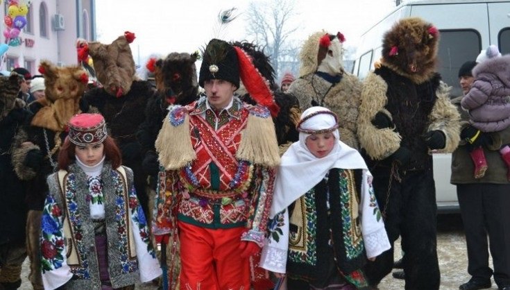 Маланка любить забаву. Де на Прикарпатті чорти кидають пере..., фото-3 Маланка любить забаву. Де на Прикарпатті чорти кидають перехожих у сніг, лякають дітей й жартують з молодицями, фото-3