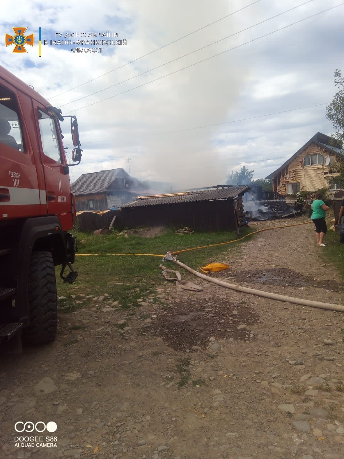 Вогнеборці Прикарпаття ліквідували пожежу господарської будівлі в селі Заріччя