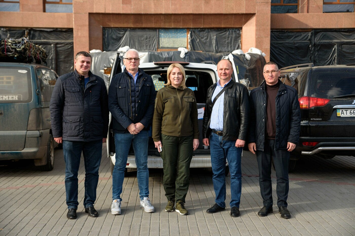 Благодійники з Угорщини передали для Прикарпаття п’ять електрогенераторів