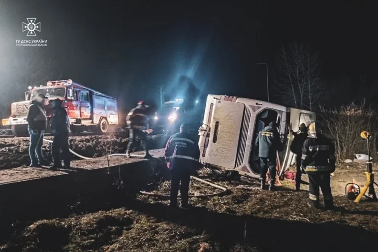 Автобус з Буковеля потрапив у ДТП - троє загиблих