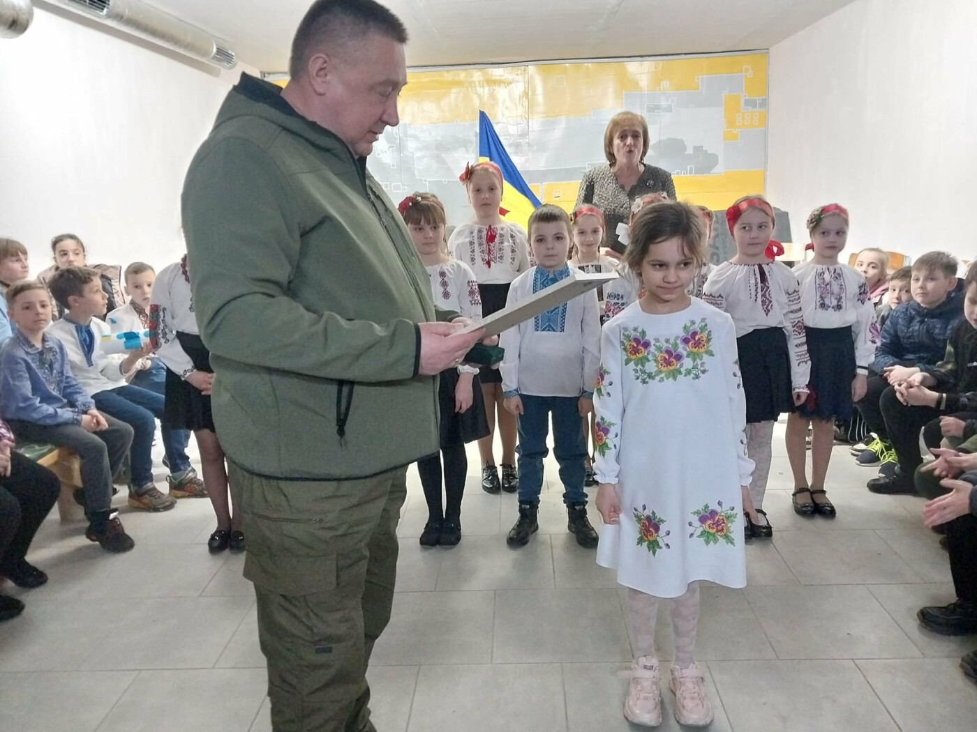 Залужний подякував маленькій франківці за підтримку