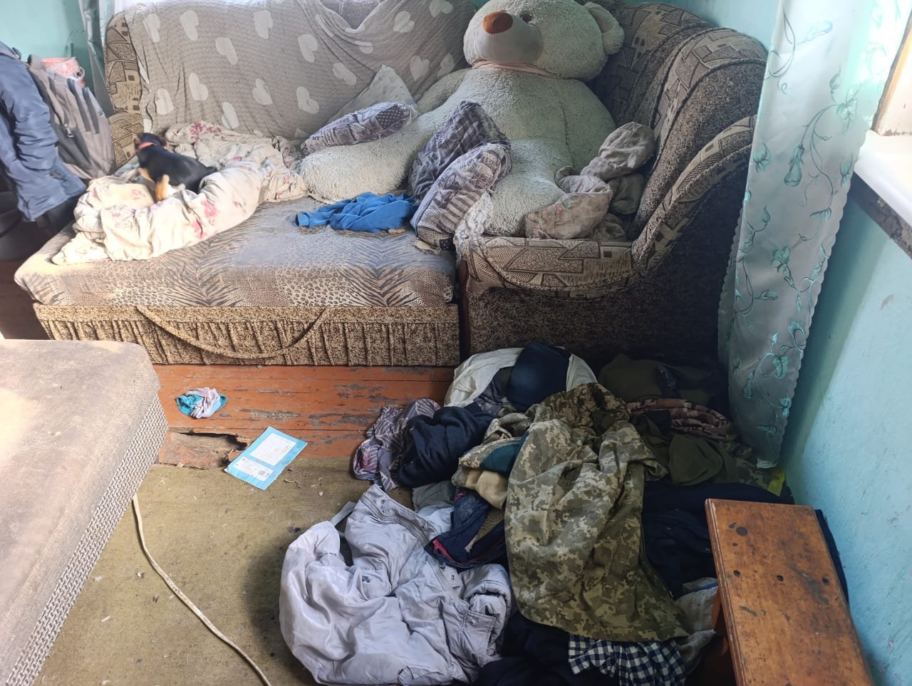 Мама залишила дітей на Прикарпатті без засобів для існування