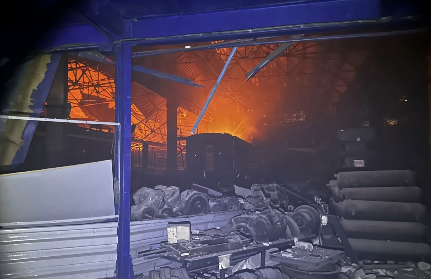 Наслідки обстрілу залізниці в ніч на 18 листопада