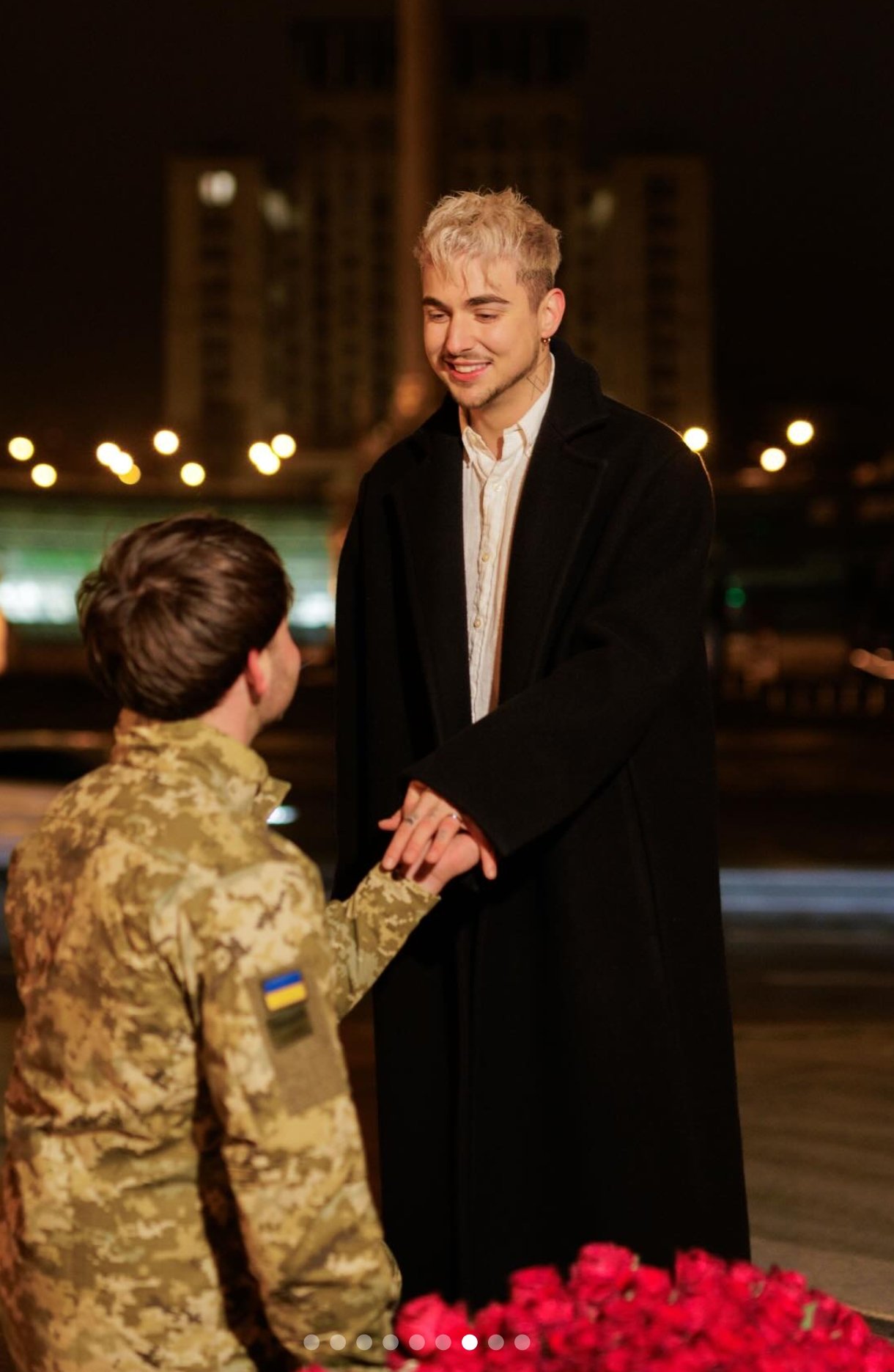 Освідчення Melovin в центрі Києва