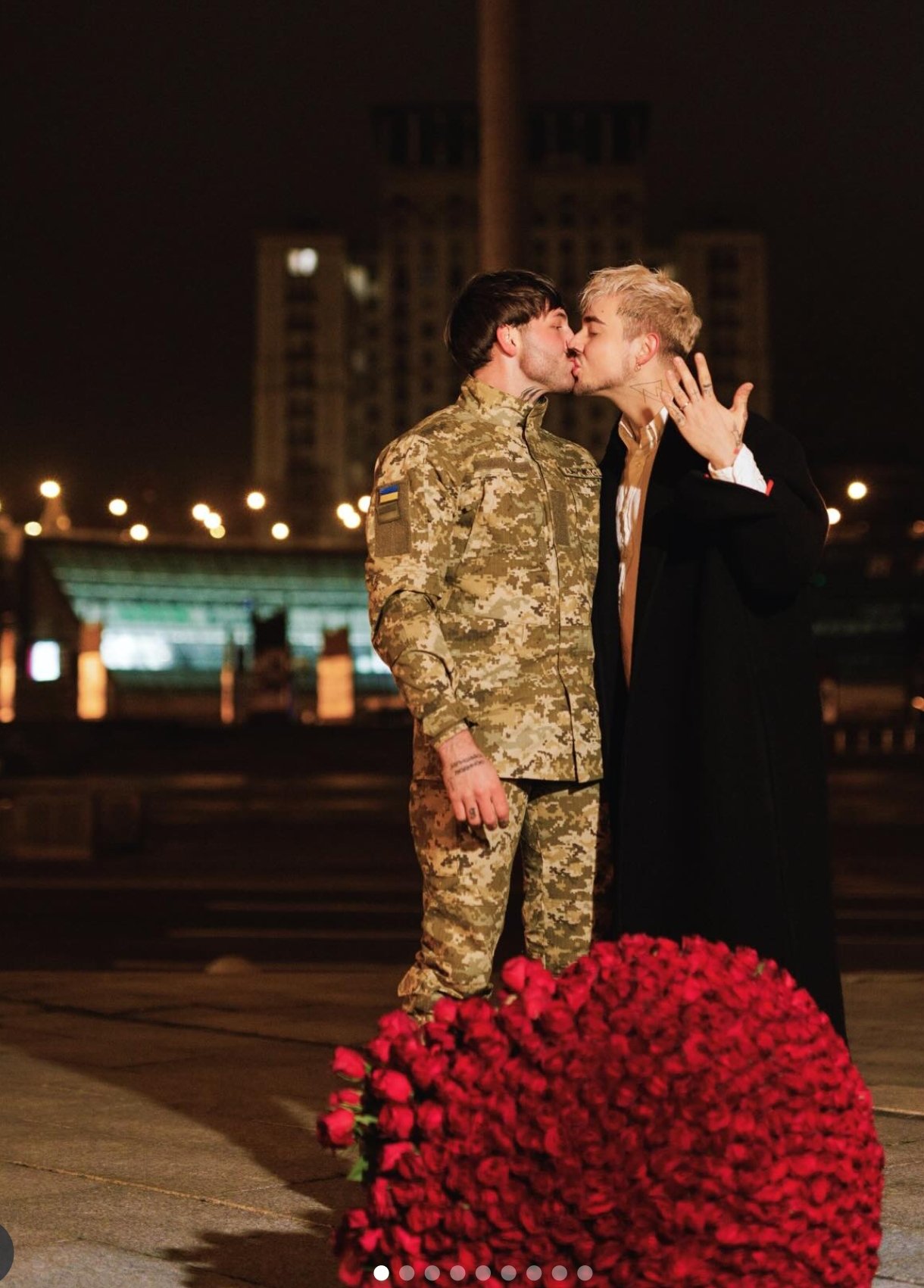 Освідчення Melovin в центрі Києва