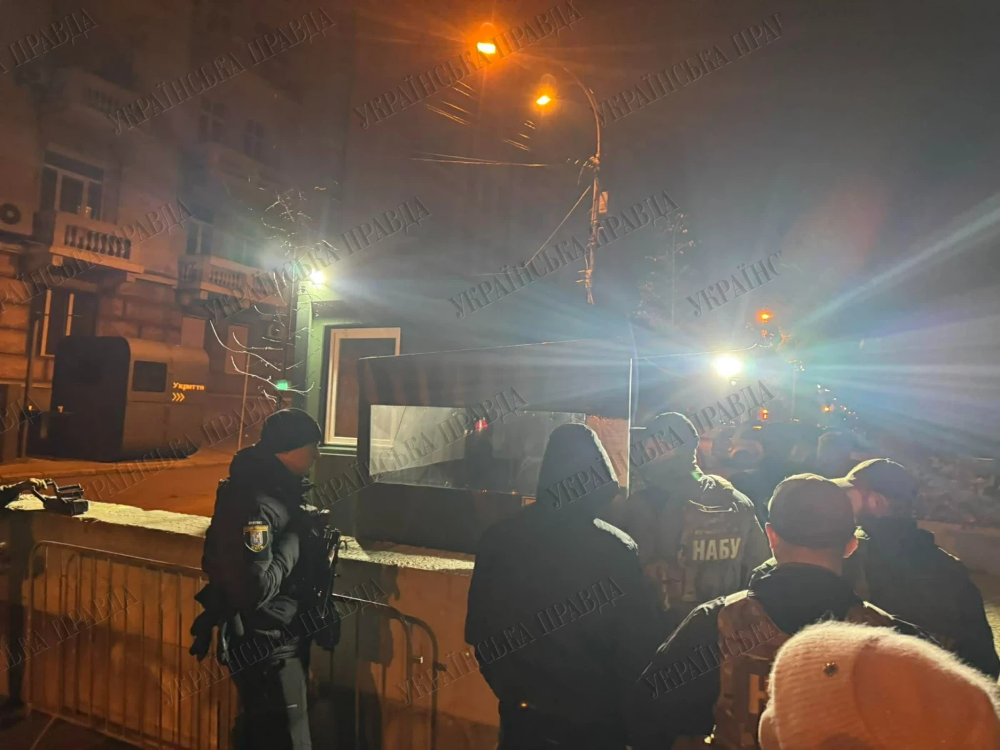 НАБУ і САП приїхали з обшуком до Єрмака