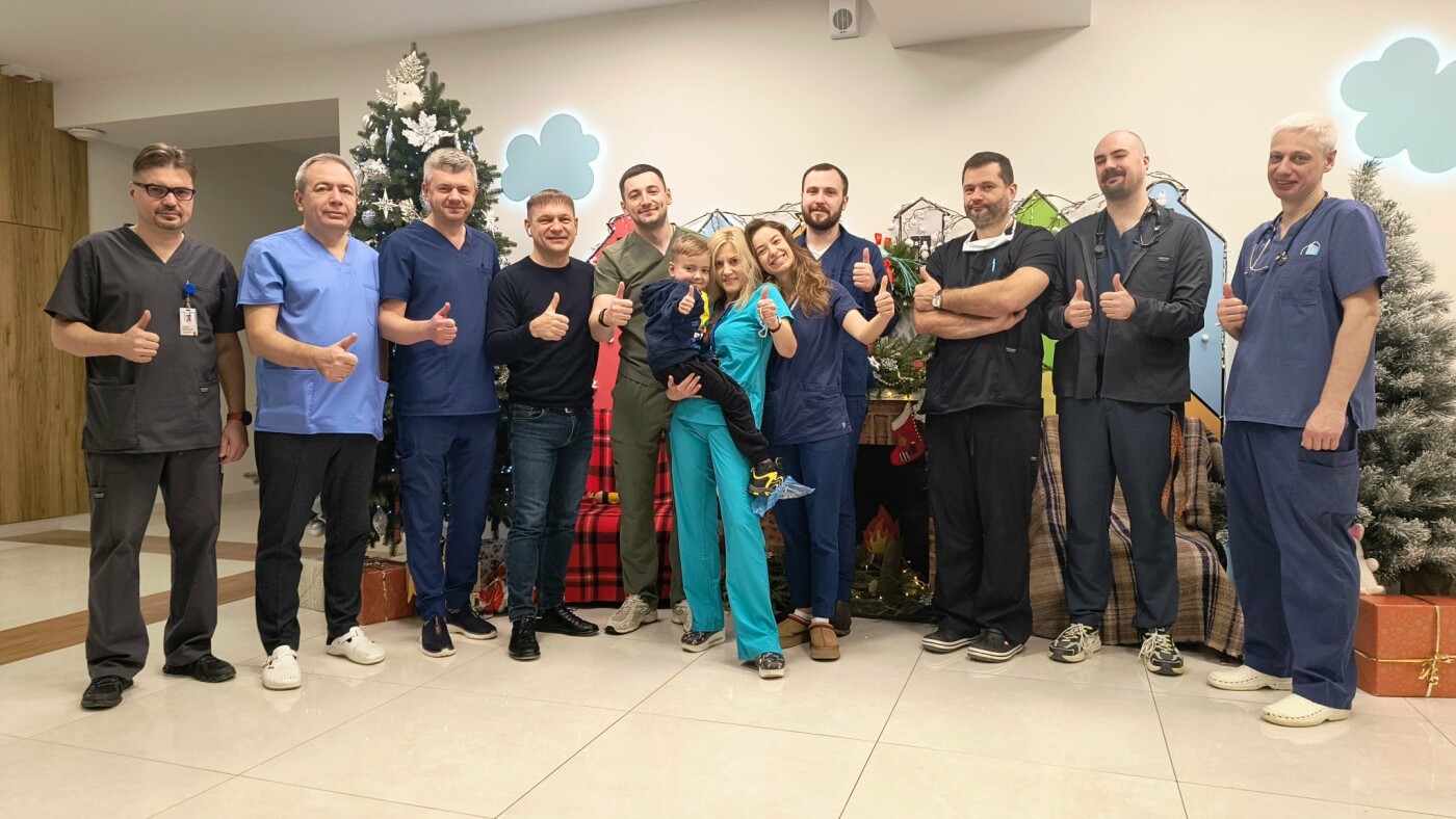 7-річному Артуру з Прикарпаття пересадили два життєвоважливих органи