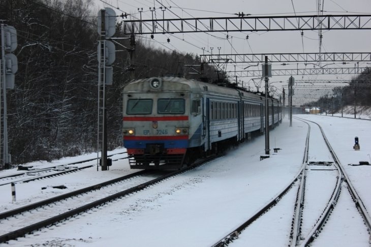Через економію дизпалива масово скасовують рух приміських поїздів.... Через економію дизпалива масово скасовують рух приміських поїздів. ВІДЕО, Любомир Демчук