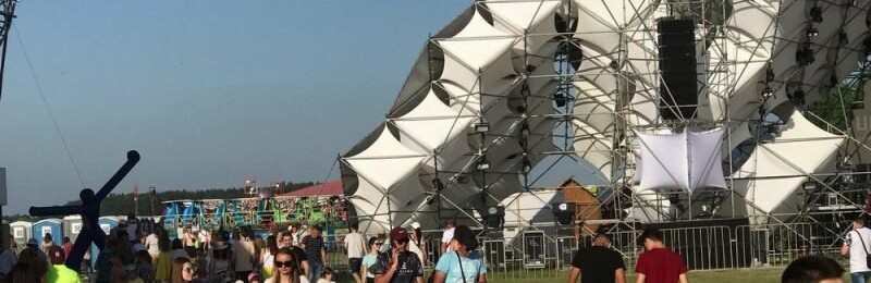 Мешканці Пасічної обурені, що місце біля ріки перетворюється на сміттєзвалище
