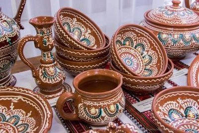 Косівська мальована кераміка – диво Гуцульщини Косівська мальована кераміка – диво Гуцульщини, pressman
