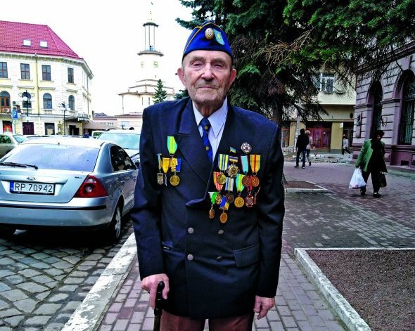 Прощання з легендою. У Франківську в понеділок будуть прощатися з в... Прощання з легендою. У Франківську в понеділок будуть прощатися з ветераном дивізії “Галичина”