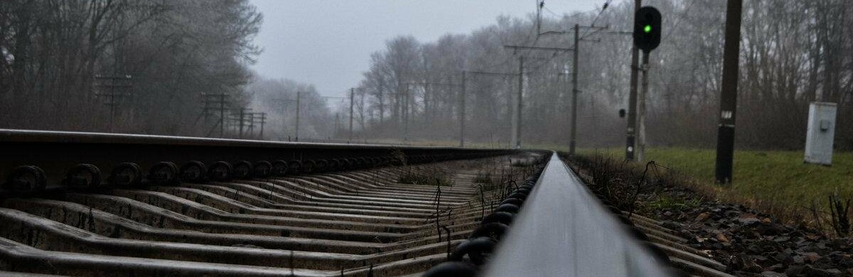 В записнику написала, що має намір здійснити самогубство: подробиці... В записнику написала, що має намір здійснити самогубство: подробиці смерті 19-річної дівчини на Прикарпатті