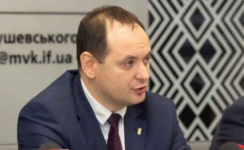 У Франківську від COVID-19 померла 19-річна дівчина У Франківську від COVID-19 померла 19-річна дівчина, pressman