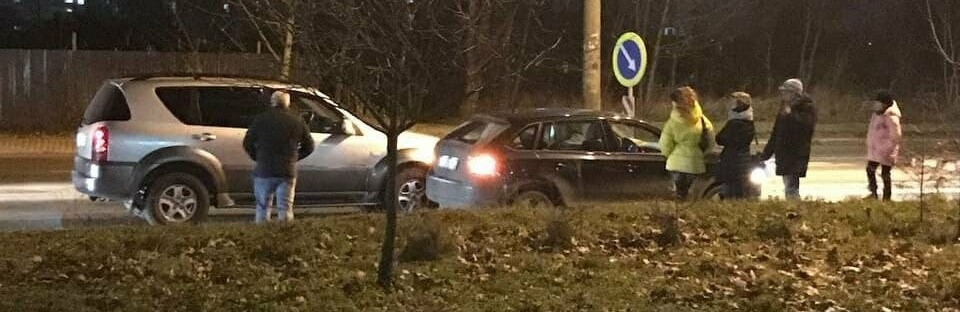 У Франківську на Івасюка сталася ДТП. У Франківську на Івасюка сталася ДТП.