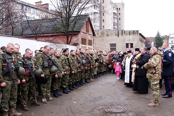 На ротацію в Маріуполь відбули ще 95 міліціонерів зведеного загону із Прикарпаття (ФОТО) (фото) - фото 3