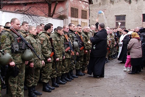 На ротацію в Маріуполь відбули ще 95 міліціонерів зведеного загону із Прикарпаття (ФОТО) (фото) - фото 2